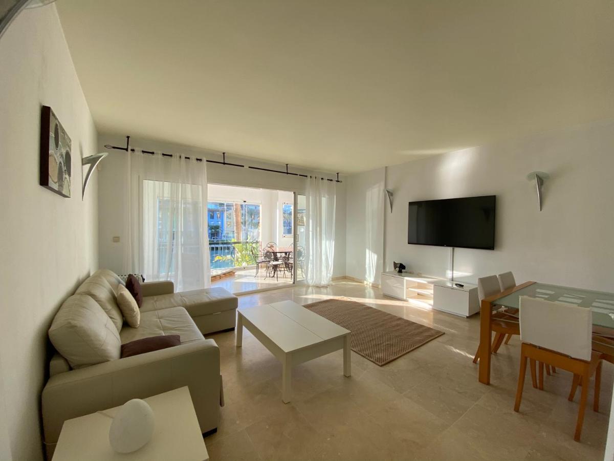 Apartamento Con Piscina ,Playa Con Vistas Panoramicas En La Marina De Sotogrande San Roque  Exteriör bild